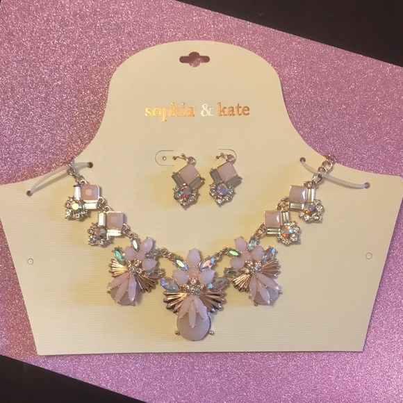 Sophia & Kate Jewelry - NWT Sophia & Kate Chunky Necklace w Earrings